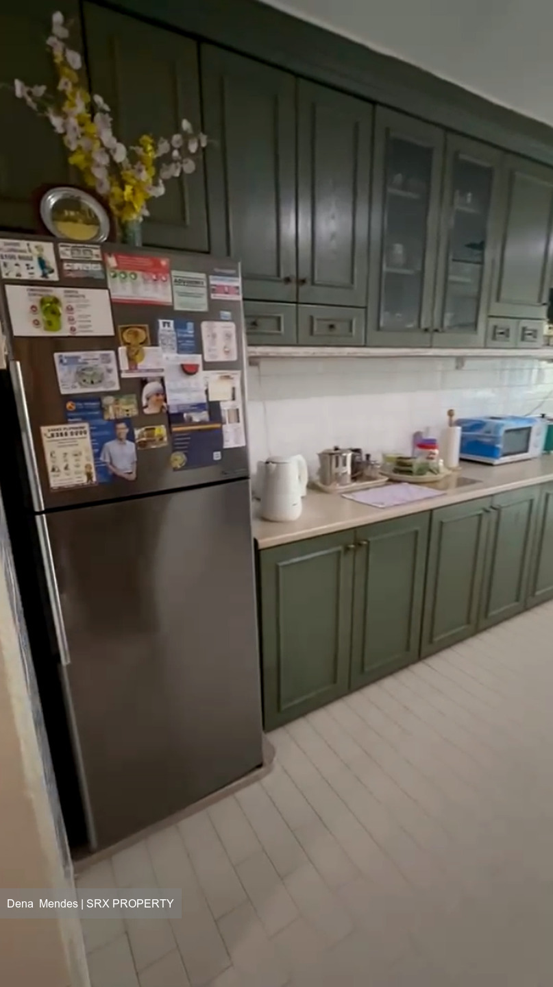 Blk 215 Serangoon Avenue 4 (Serangoon), HDB 4 Rooms #630666171